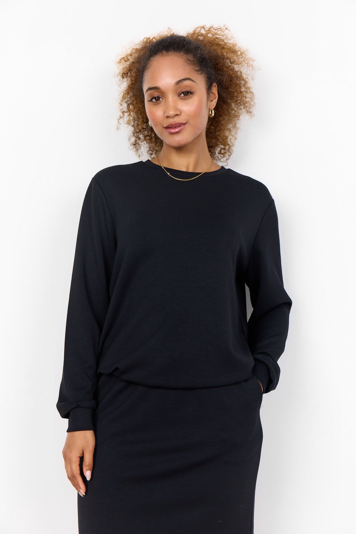 SC-BANU 185 SWEATSHIRT SCHWARZ