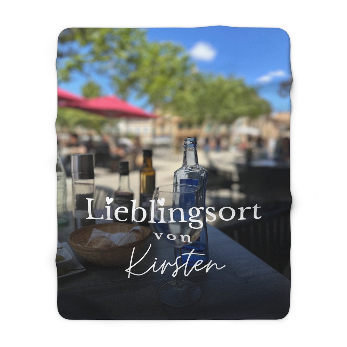 KIRSTEN PERSÖNLICH Decke "Lieblingsort", trage Deinen Namen ein und lade Dein Bild hoch!