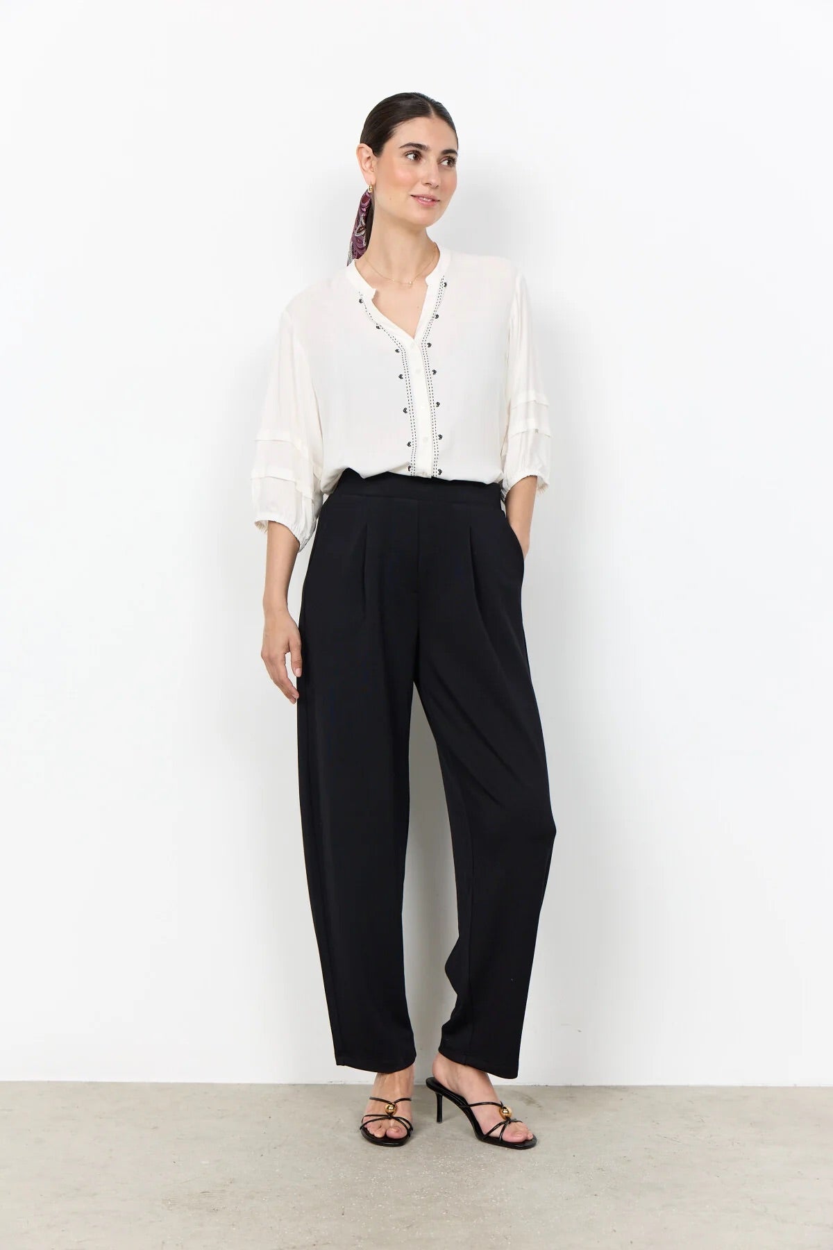SC-BANU 321 HOSE SCHWARZ