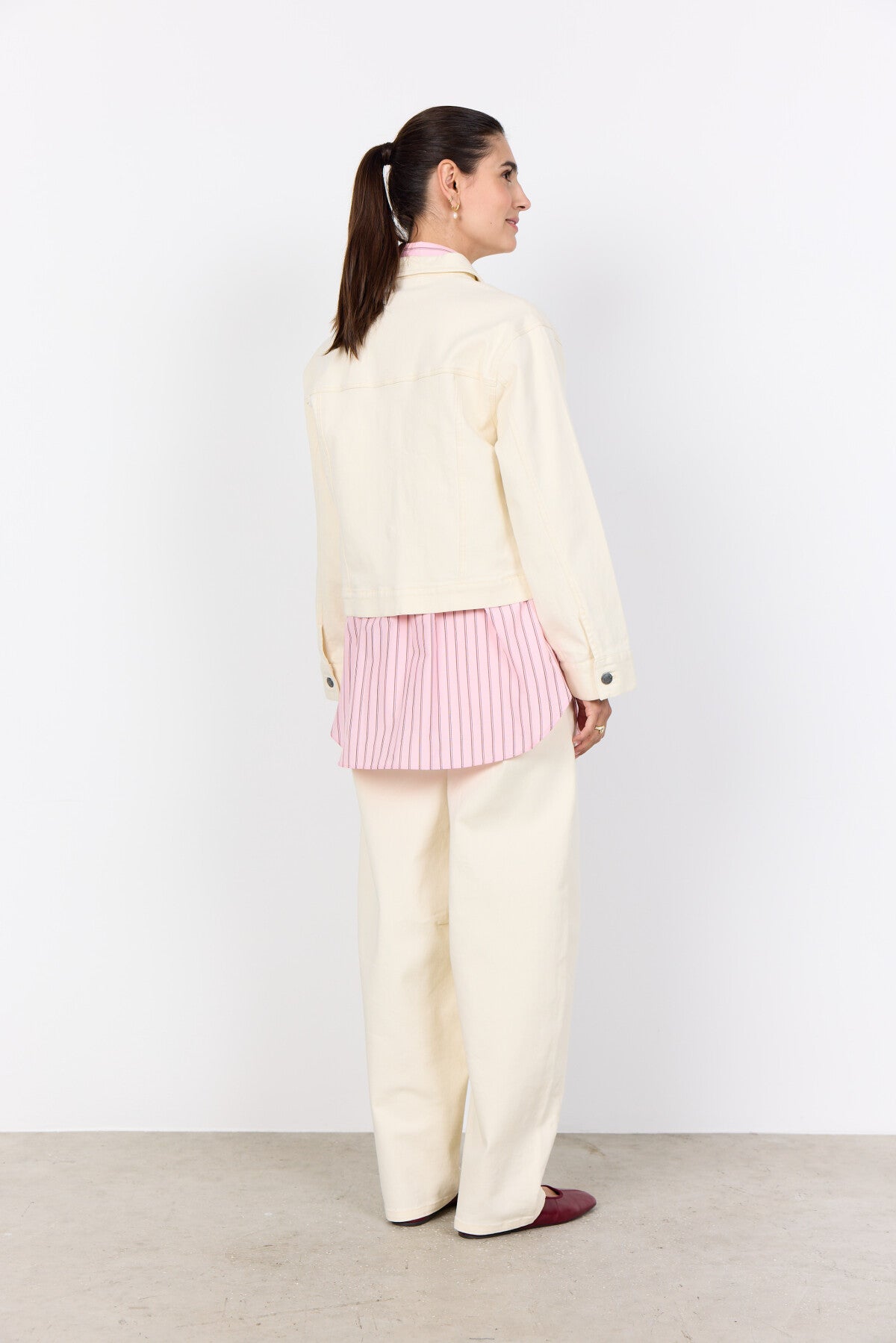 SC-BESS 1 JACKE CREME