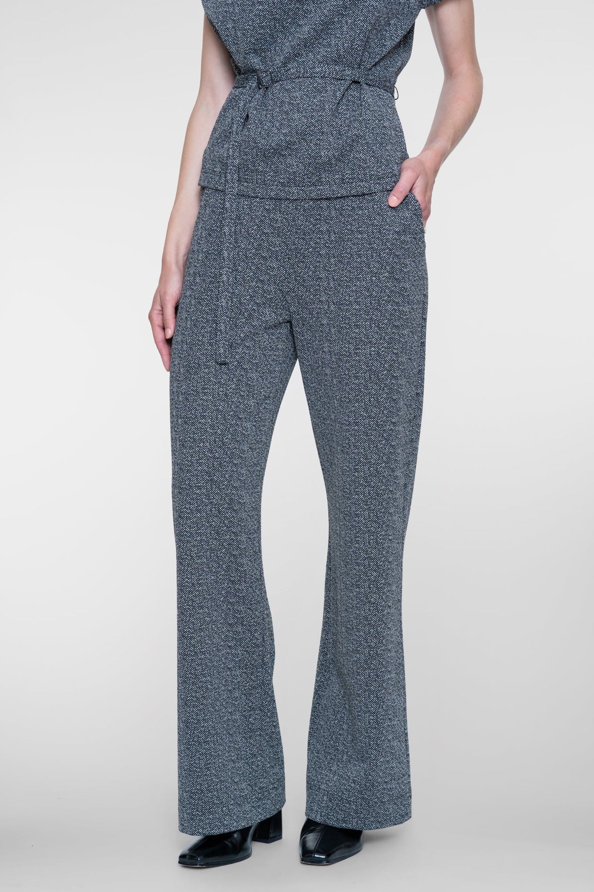 Herringbone Drapé Hose - Black/Off White