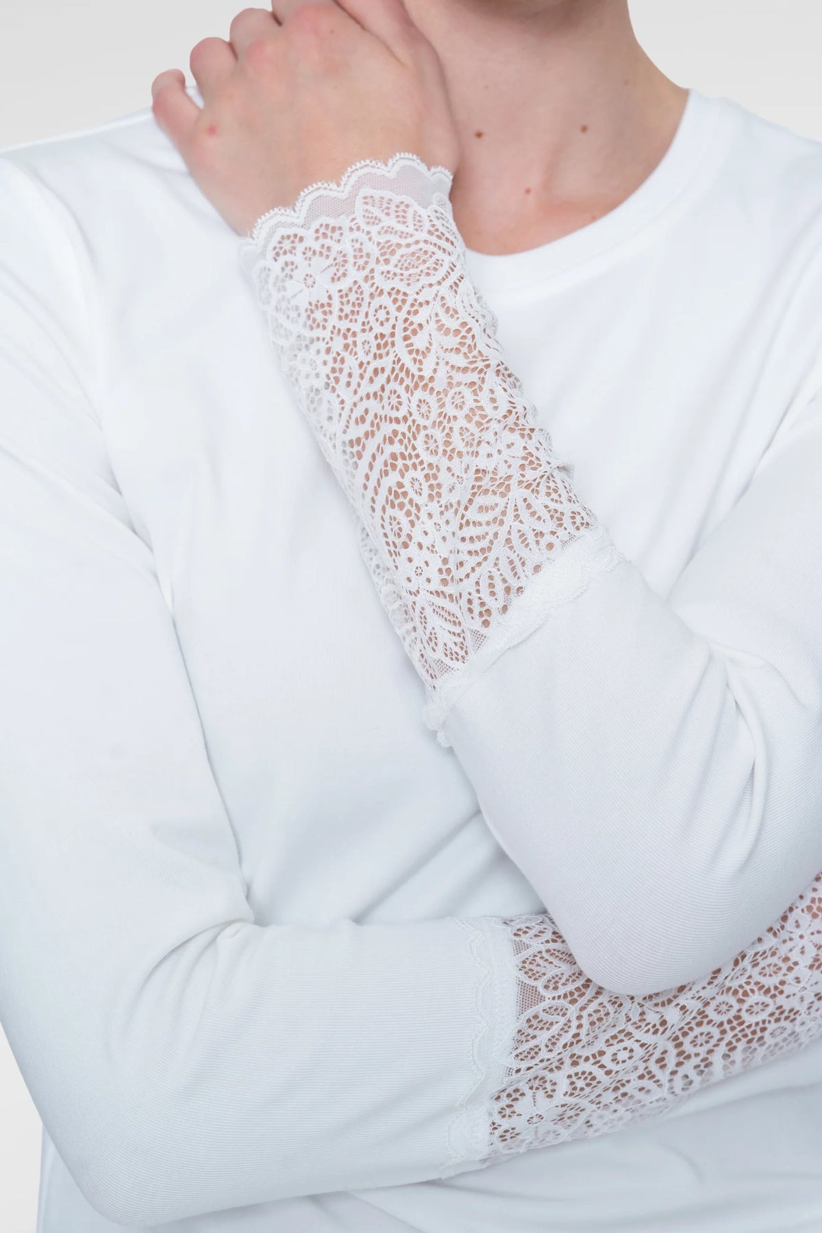White Blossom - Off White