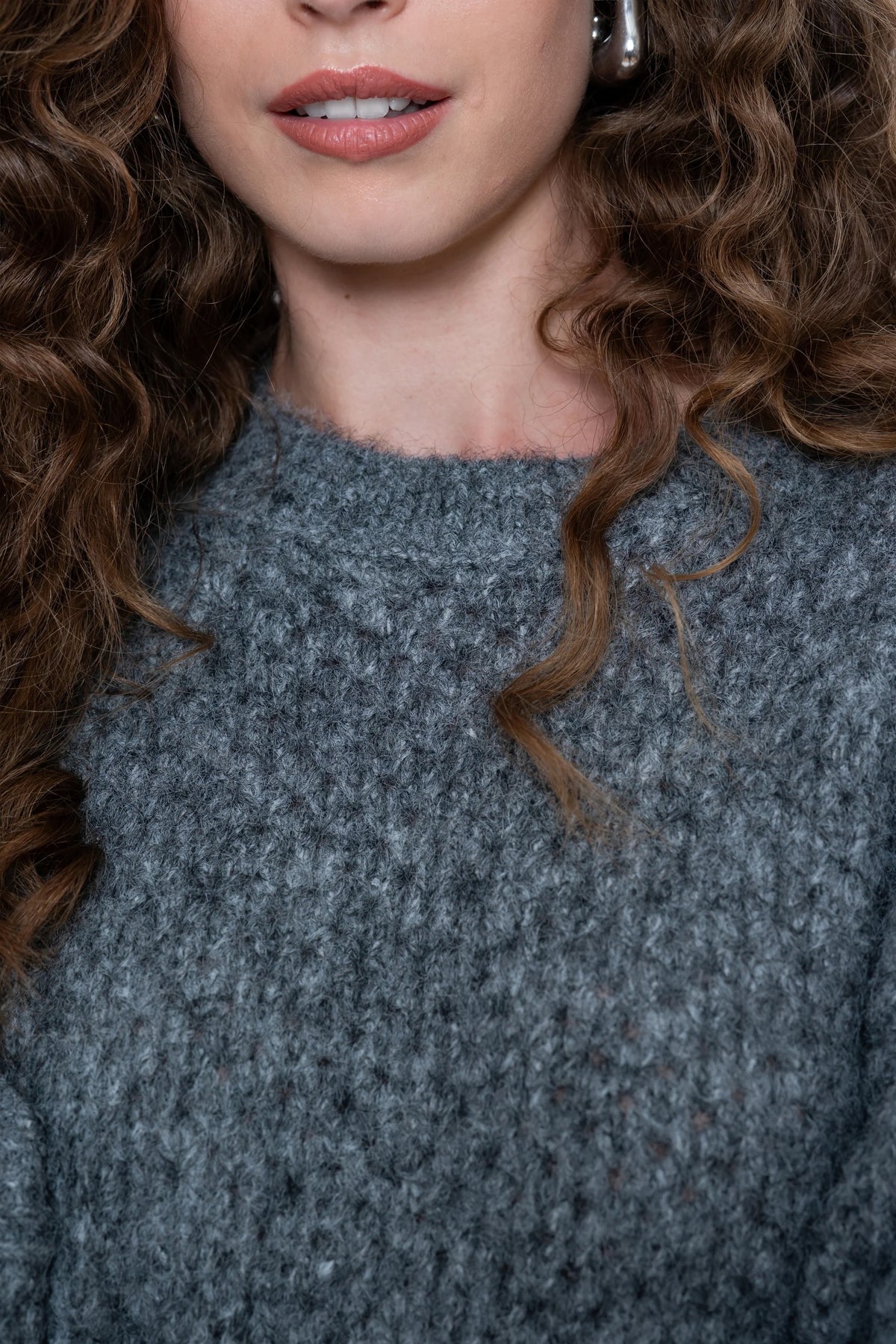 Fluffy Knit Pullover - Grau