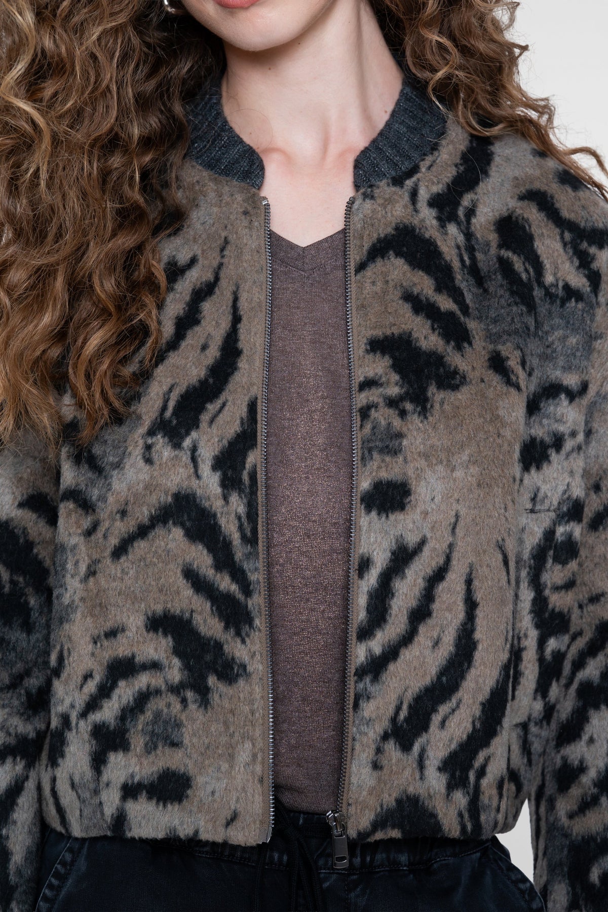 Wild Chic Bomberjacke - Braun