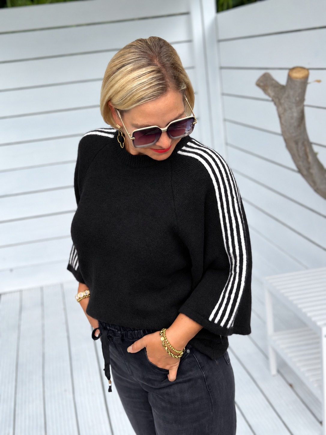 Sporty Stripe Knit – Black