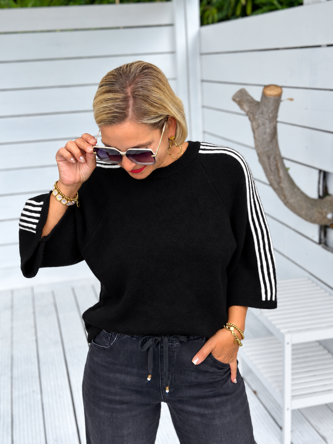 Sporty Stripe Knit – Black