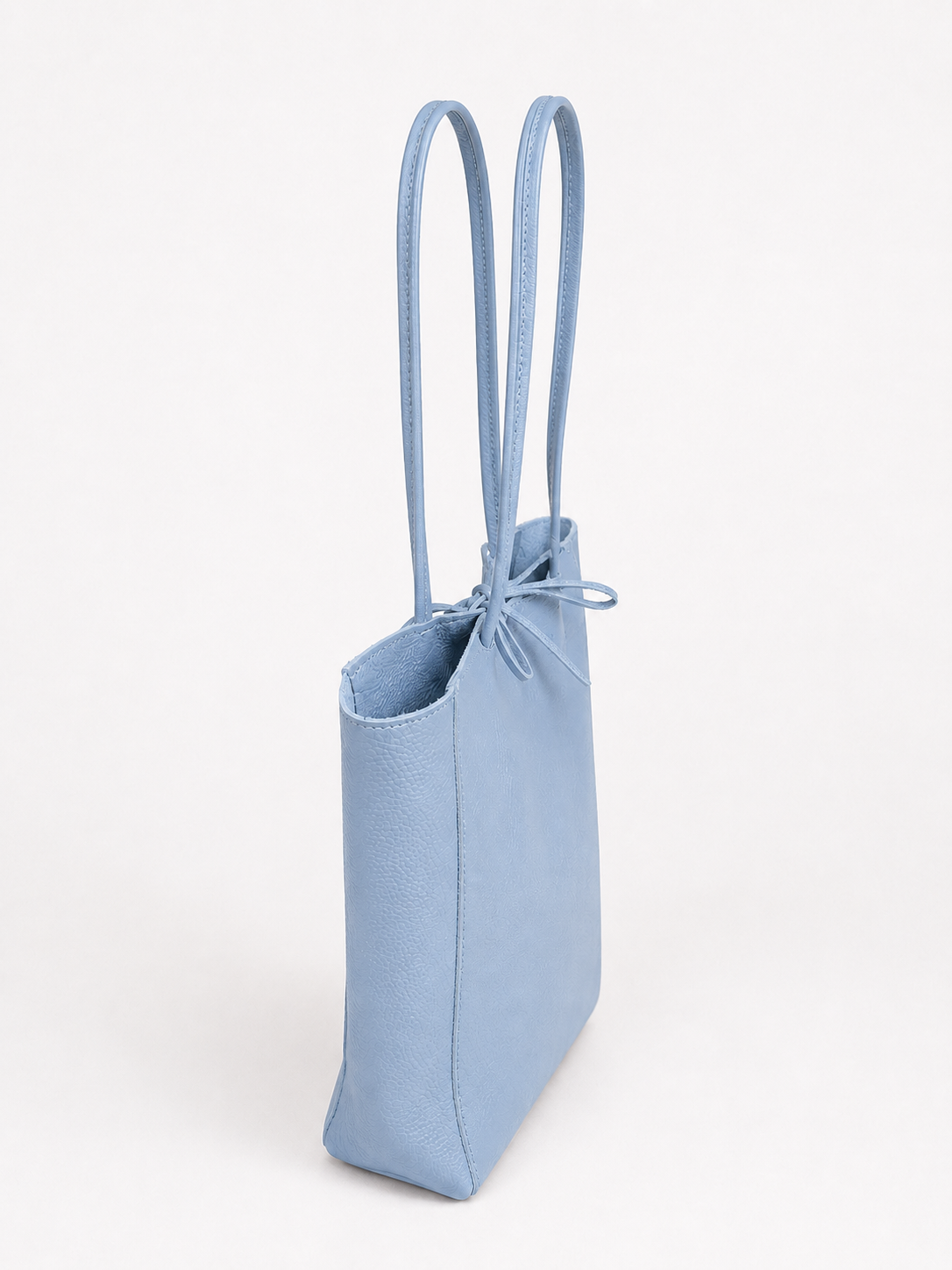 The Classic Shopper - in Hellblau