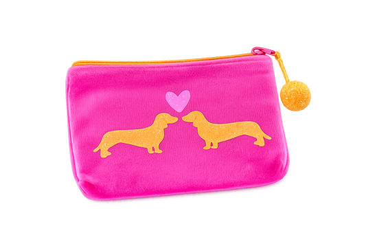 Frau Heidelberg - Velvet Pouch „Dackel Love“ in Tief-Pink