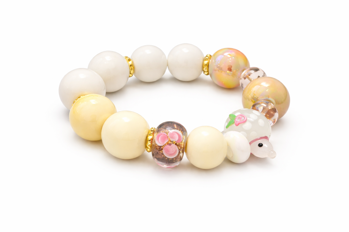Golden Bunny Charm Armband – Playful Glow