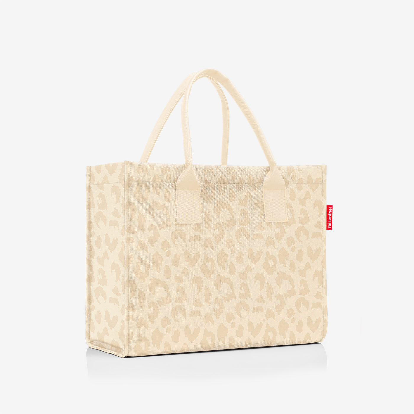 daily shopper Leo Vanille