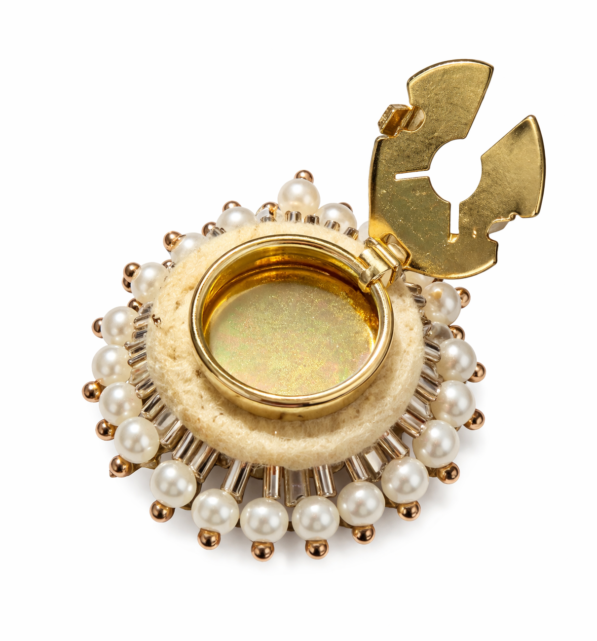 Goldene Perlenbrosche mit Kristallakzenten