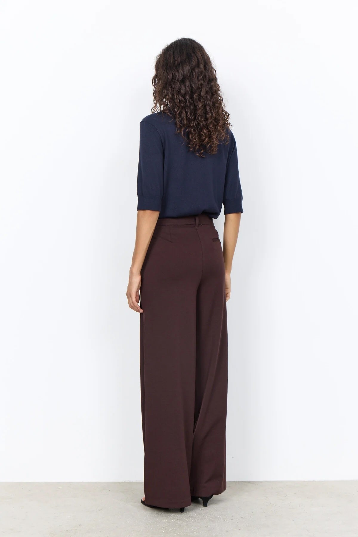 SC-DANIELA 9 HOSE DUNKLE PFLAUME