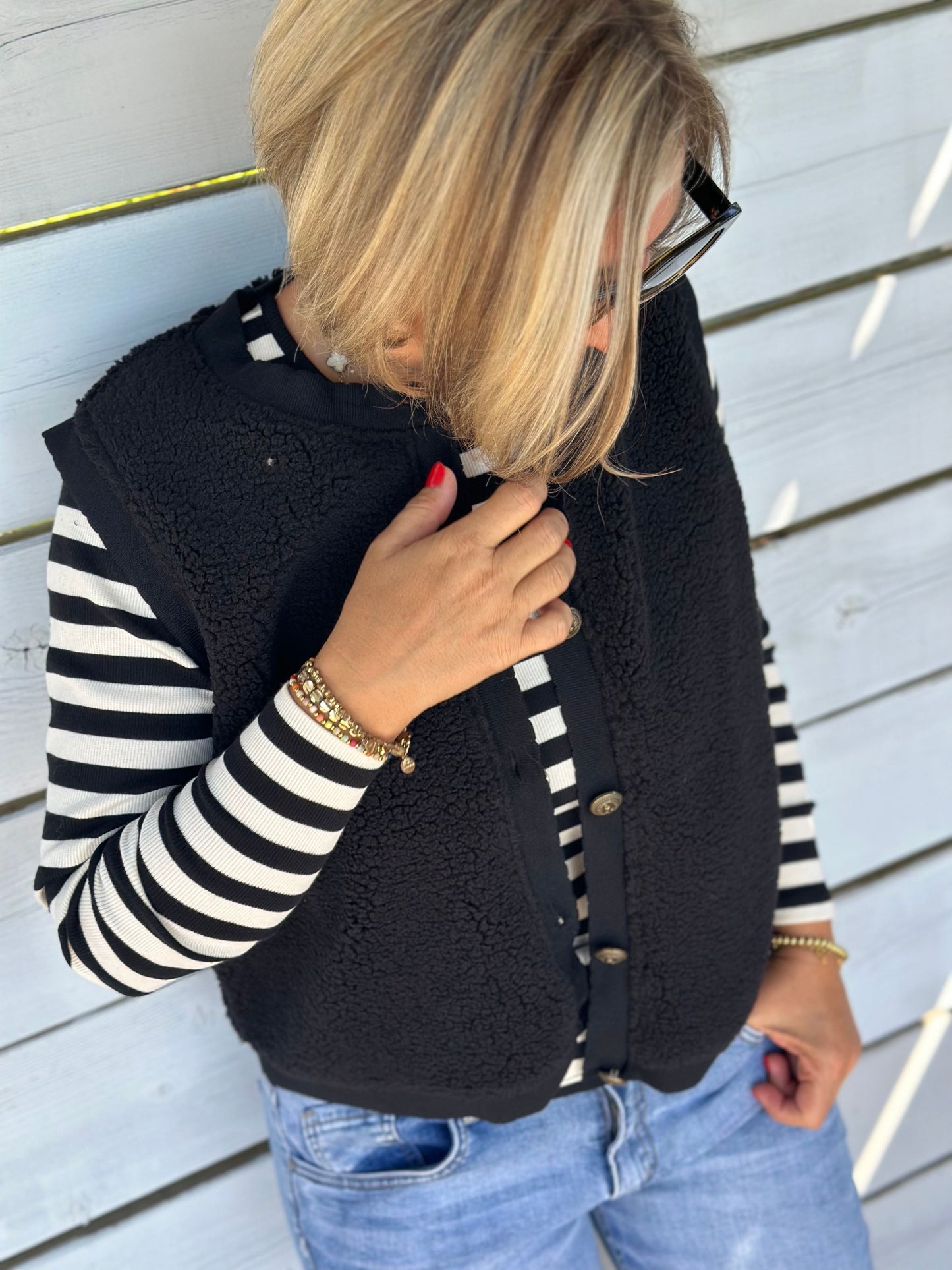 SC-ONYX 6 WESTE SCHWARZ