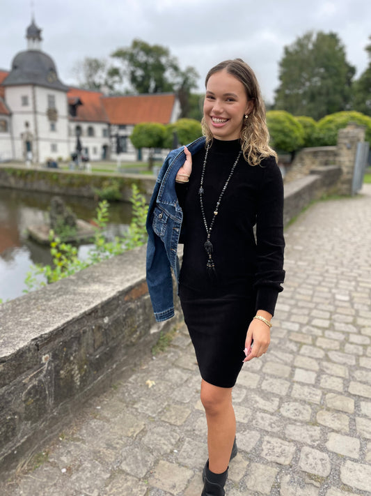 Süßes GEISHA Herbstkleid in Classy Black