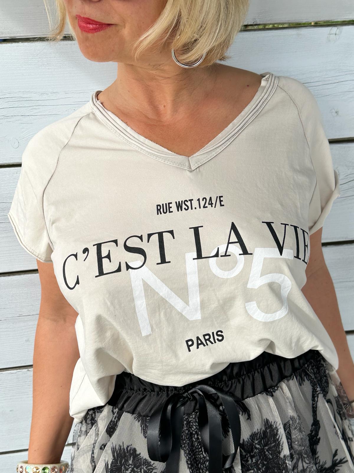 Stylisches Onesize Shirt "C´EST LA VIE No. 5" in Beige