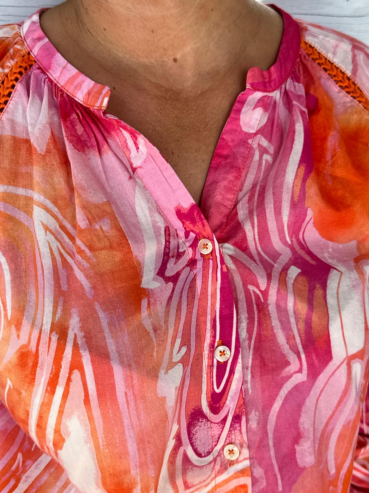 Emily van den Bergh Bluse "Lava" in rot/orangem Muster