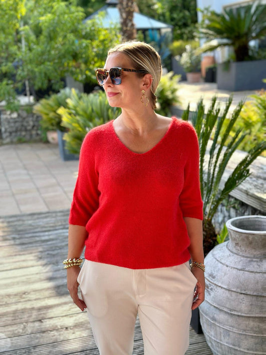 Weit geschnittener Kuschelpulli mit V-Ausschnitt in Poppy Red