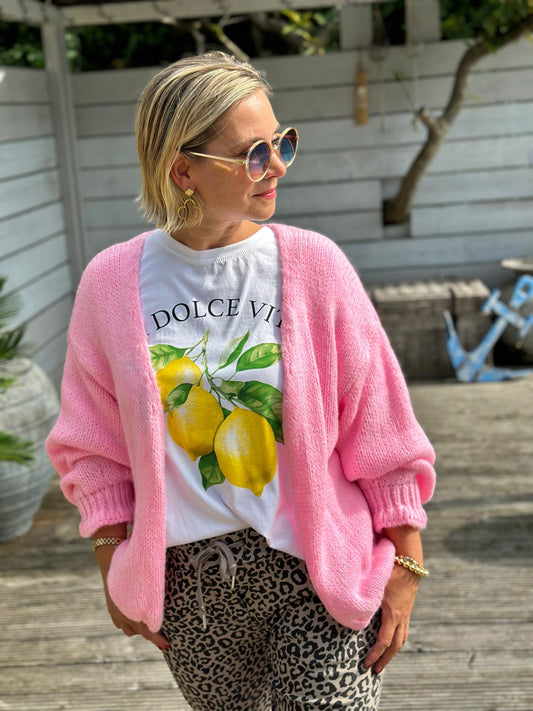 Zuckersüße Kuschel-Strickjacke mit lockeren Bündchen in Rosa