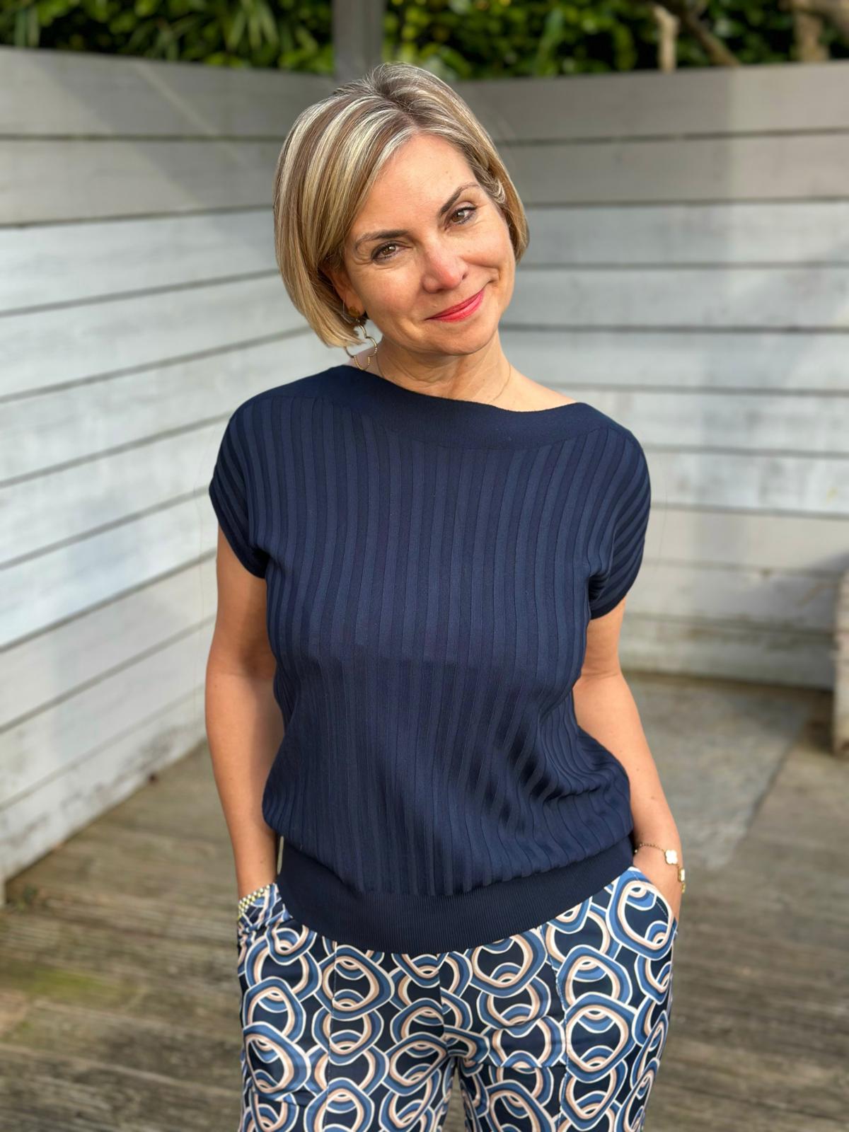 Edles Basic Shirt in Marine