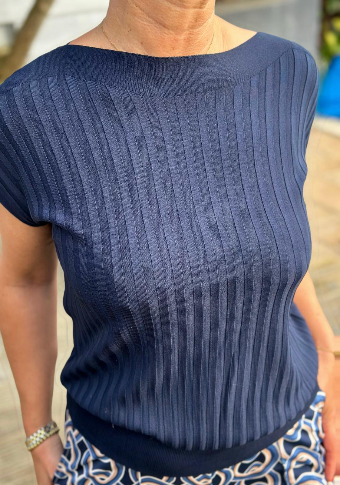 Edles Basic Shirt in Marine