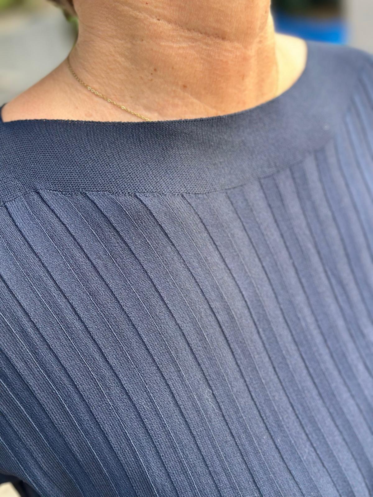 Edles Basic Shirt in Marine