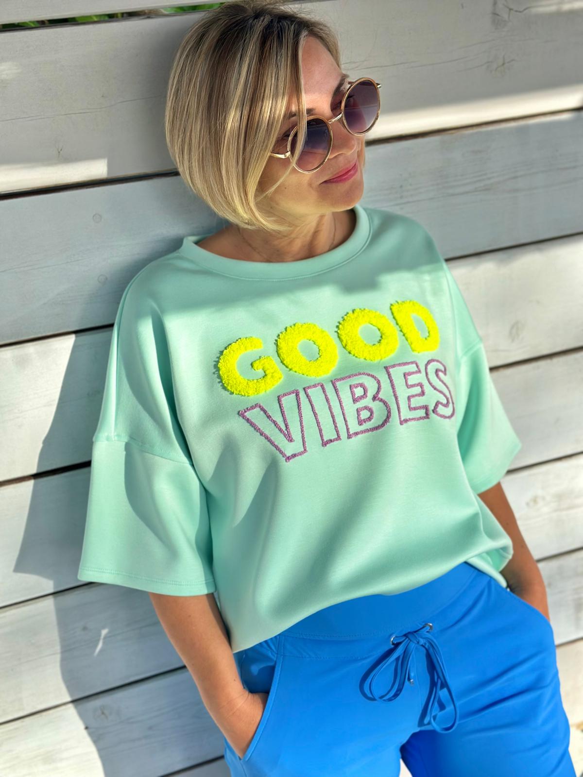 "GOOD VIBES" Kurz-Arm Sweatshirt in Mint