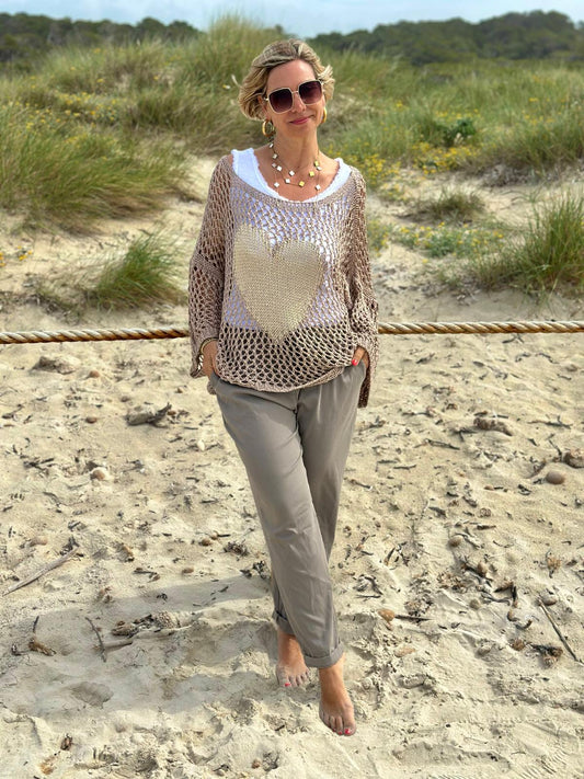 Süßer Onesize Netzpullover "HERZI" in Taupé
