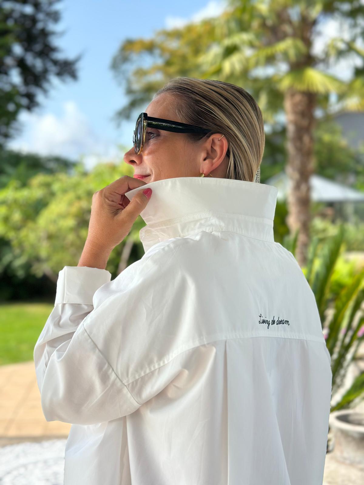 Stylische Bluse "living the dream" in Weiss