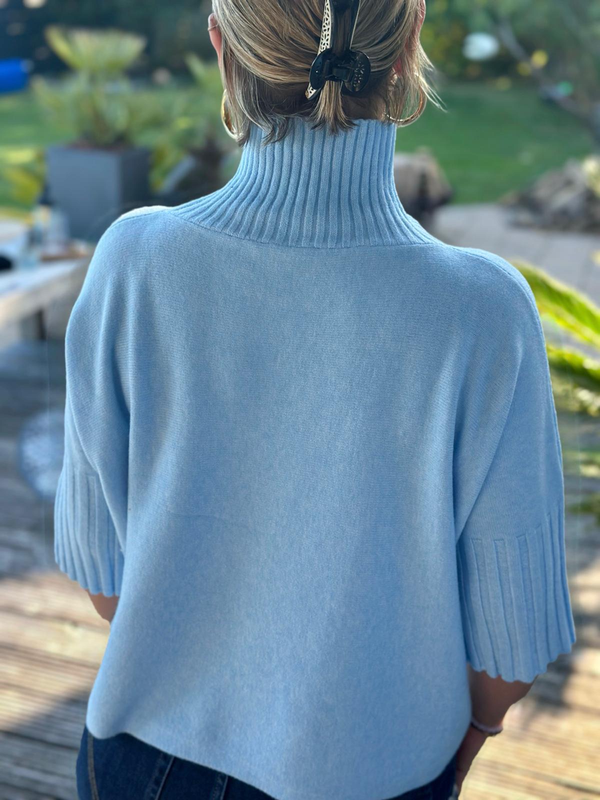 Süßer Rollkragen Pulli mit 3/4 Arm in Himmelblau (kurz)