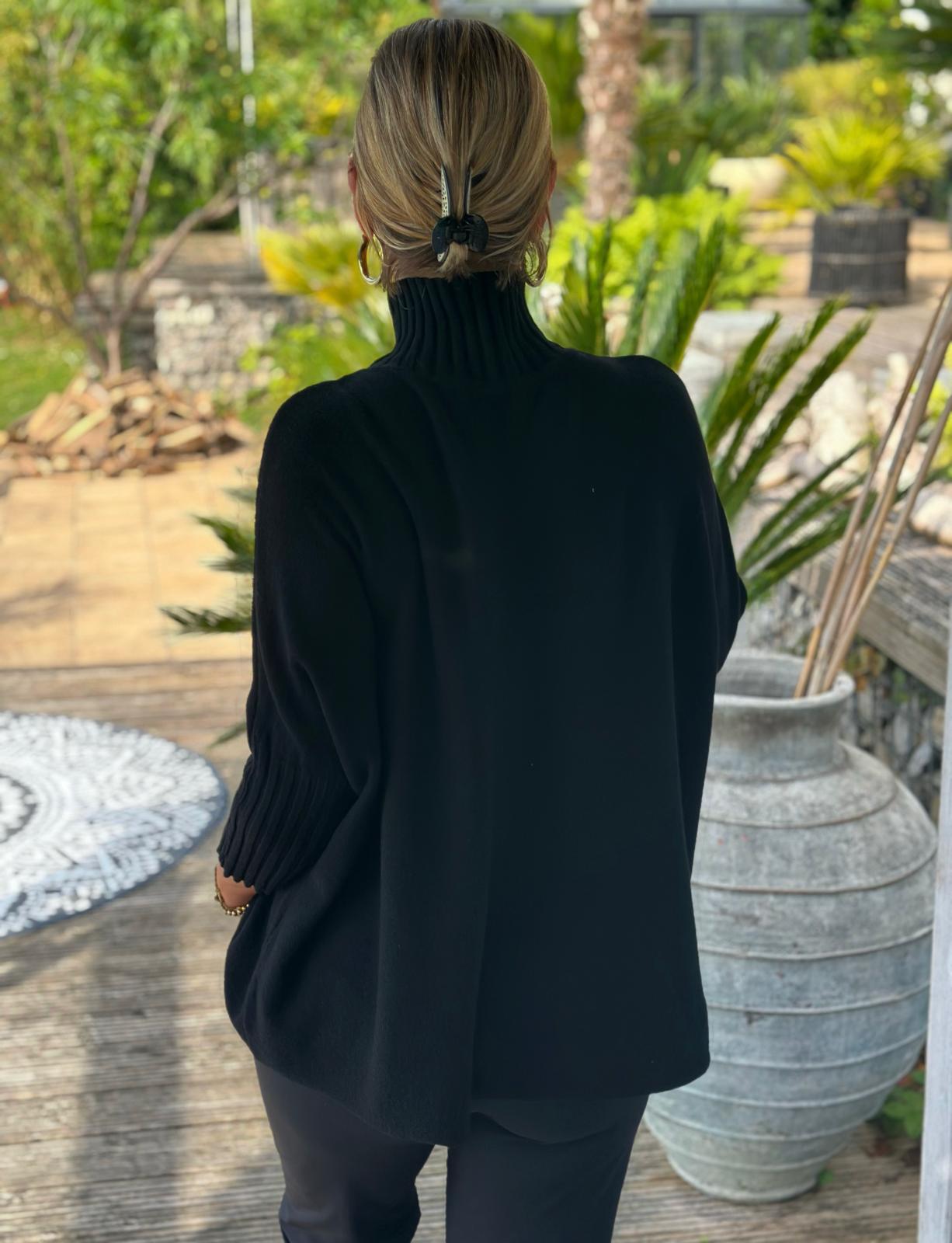 Süßer Rollkragen Pulli mit 3/4 Arm in Schwarz (lang)