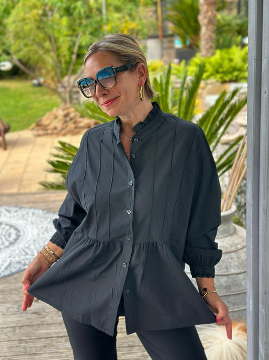 Geraffte Highlight-Bluse in Schwarz
