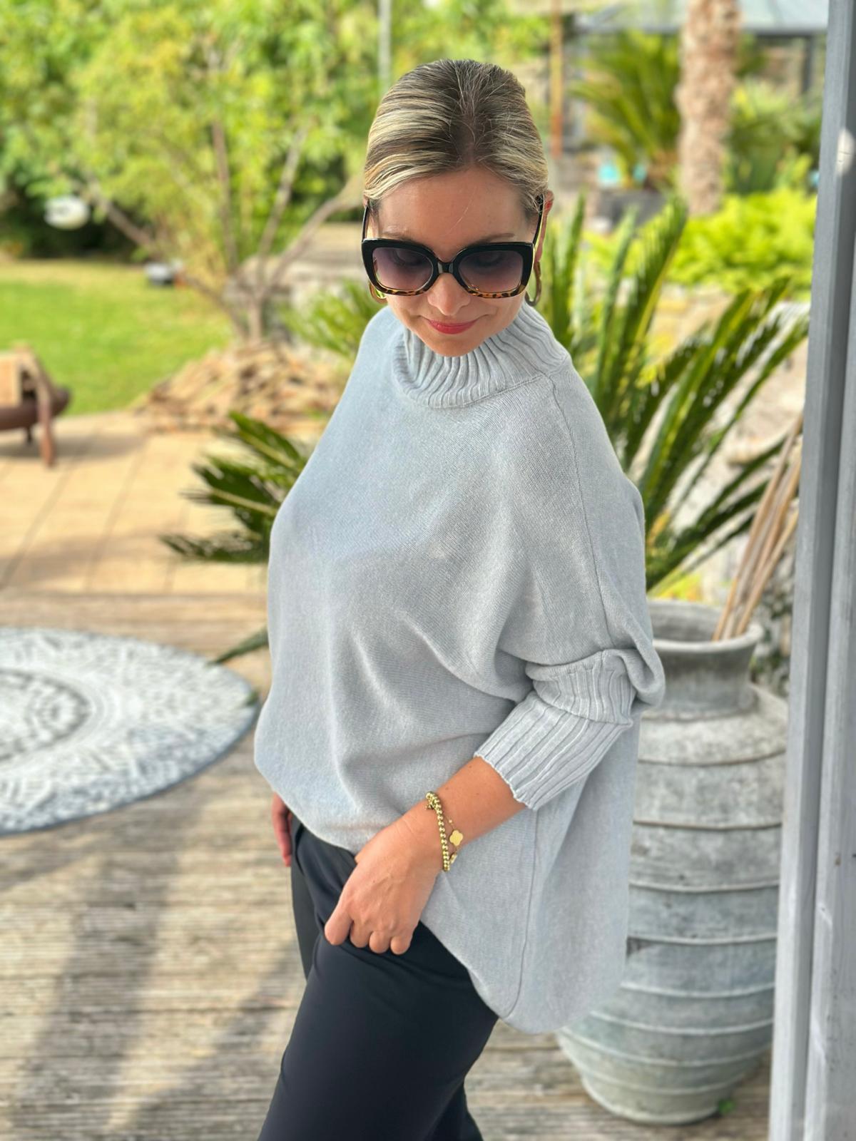 Süßer Rollkragen Pulli mit 3/4 Arm in Grau (lang)