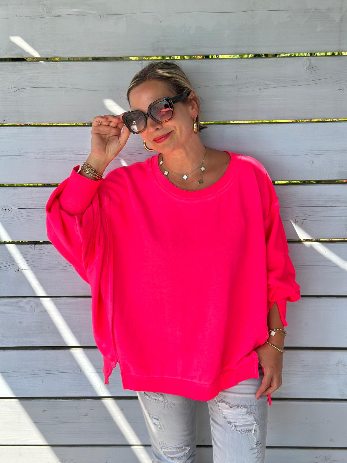 Oversized Sweatshirt in Neon Pink