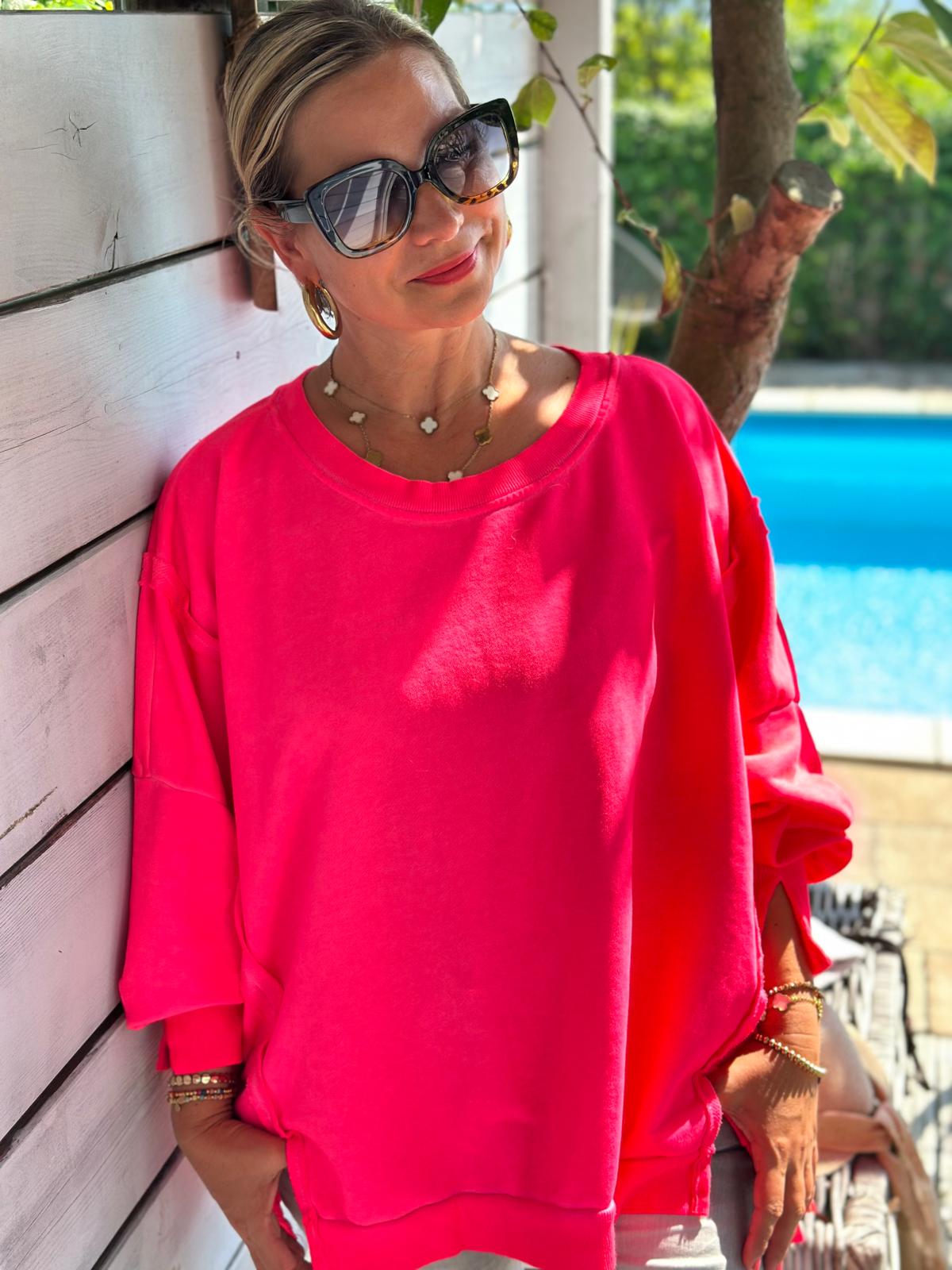 Oversized Sweatshirt in Neon Pink