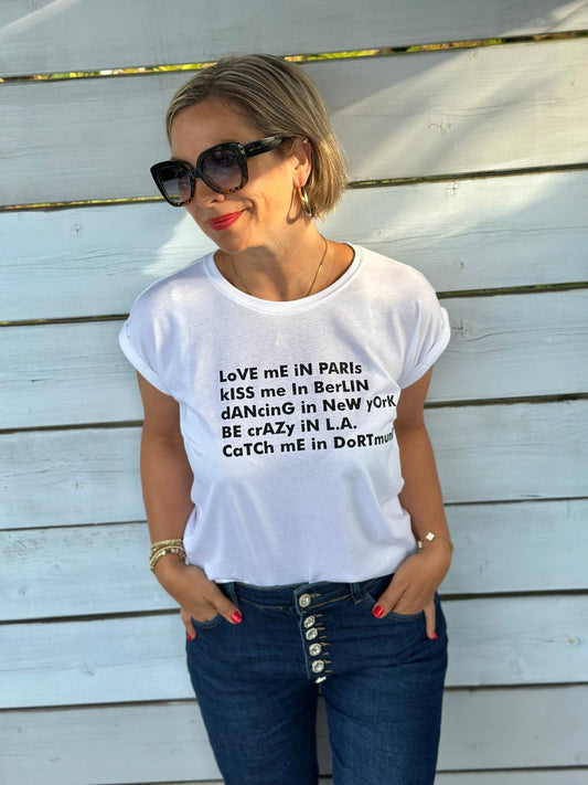 BE FAMOUS T-Shirt "LOVE ME IN" in WHITE / BLACK