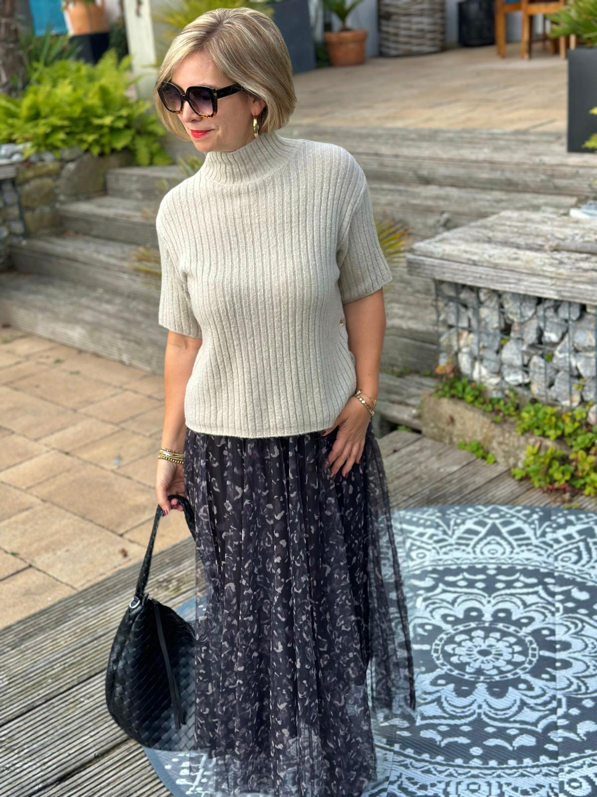 Süßer Turtle-Neck Pulli mit kurzem Arm in Cremé