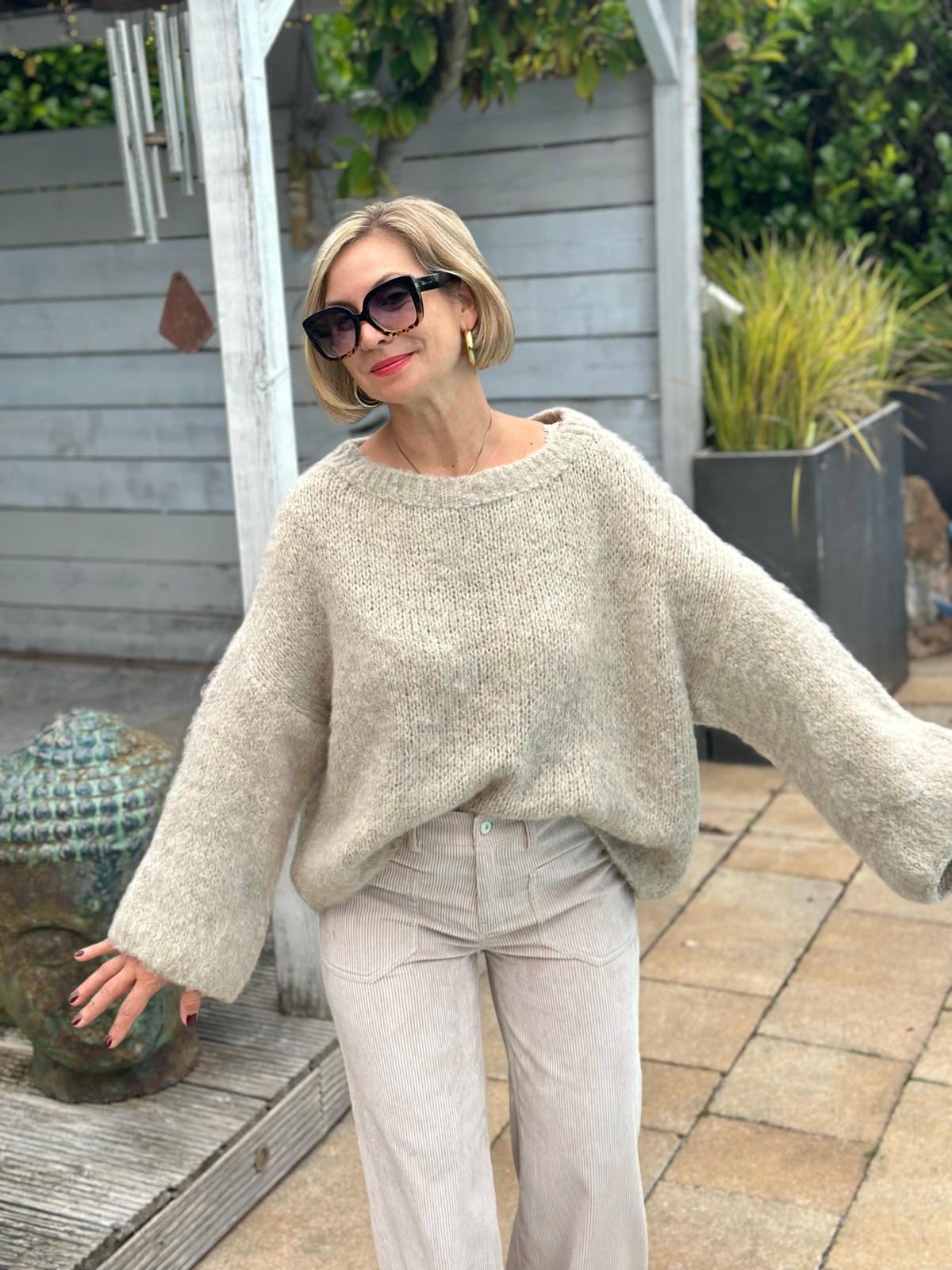 Weit geschnittener Onesize Pulli "SUPERFLAUSCH" in Beige