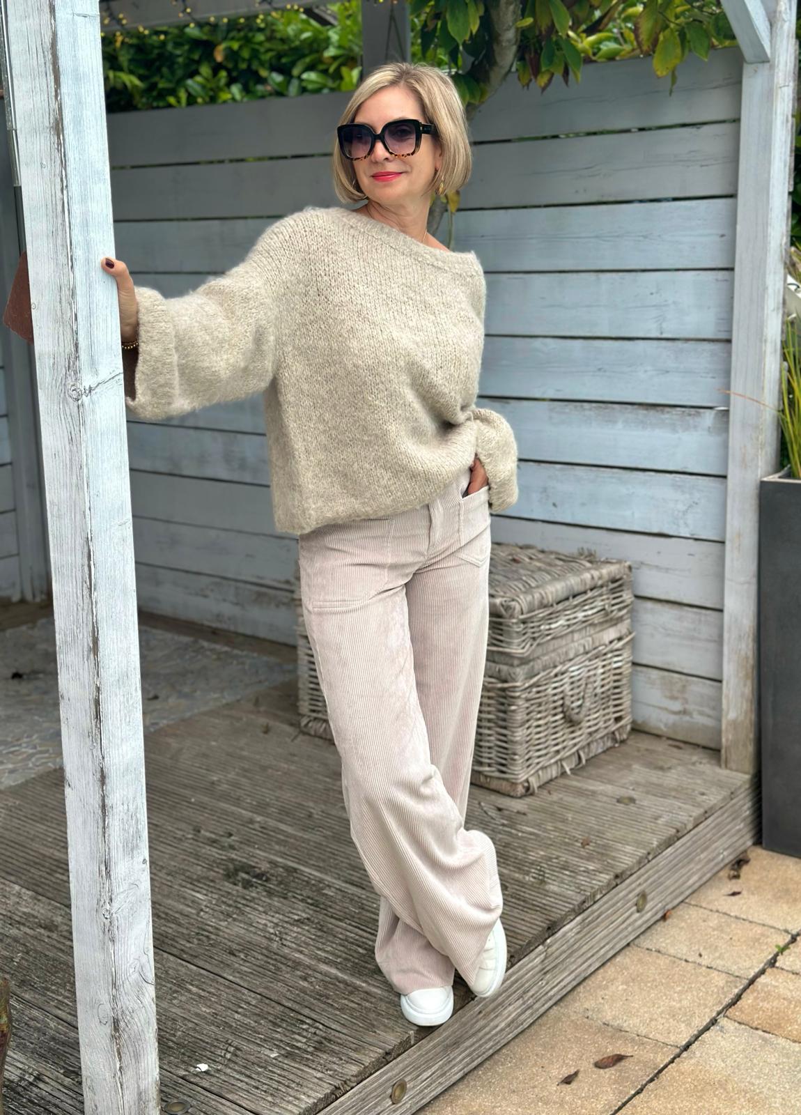 Weit geschnittener Onesize Pulli "SUPERFLAUSCH" in Beige