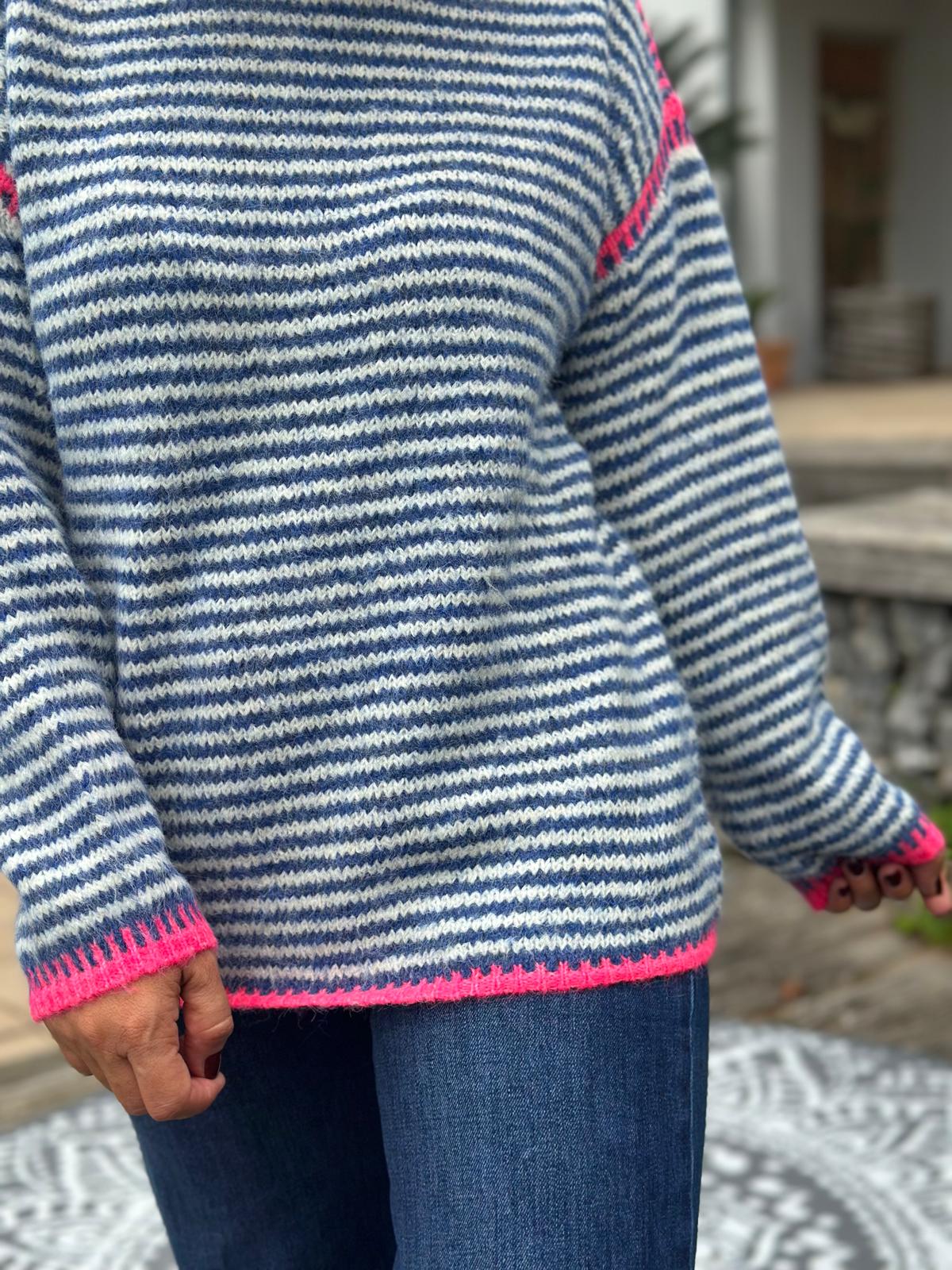 Süßer Herbst-Pulli in Blau/Weiss STRIPES