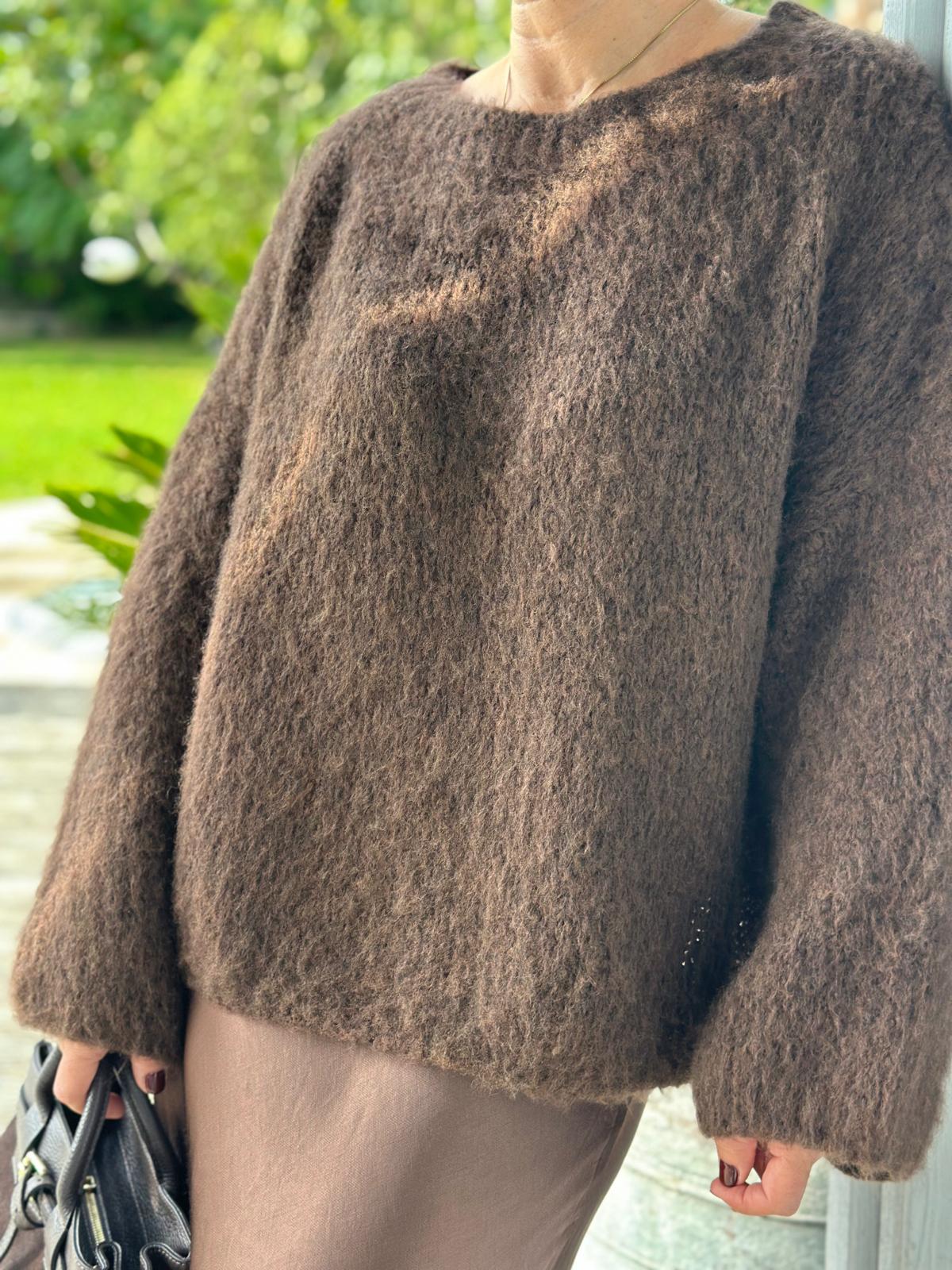 Weit geschnittener Onesize Pulli "SUPERFLAUSCH" in Chocolate