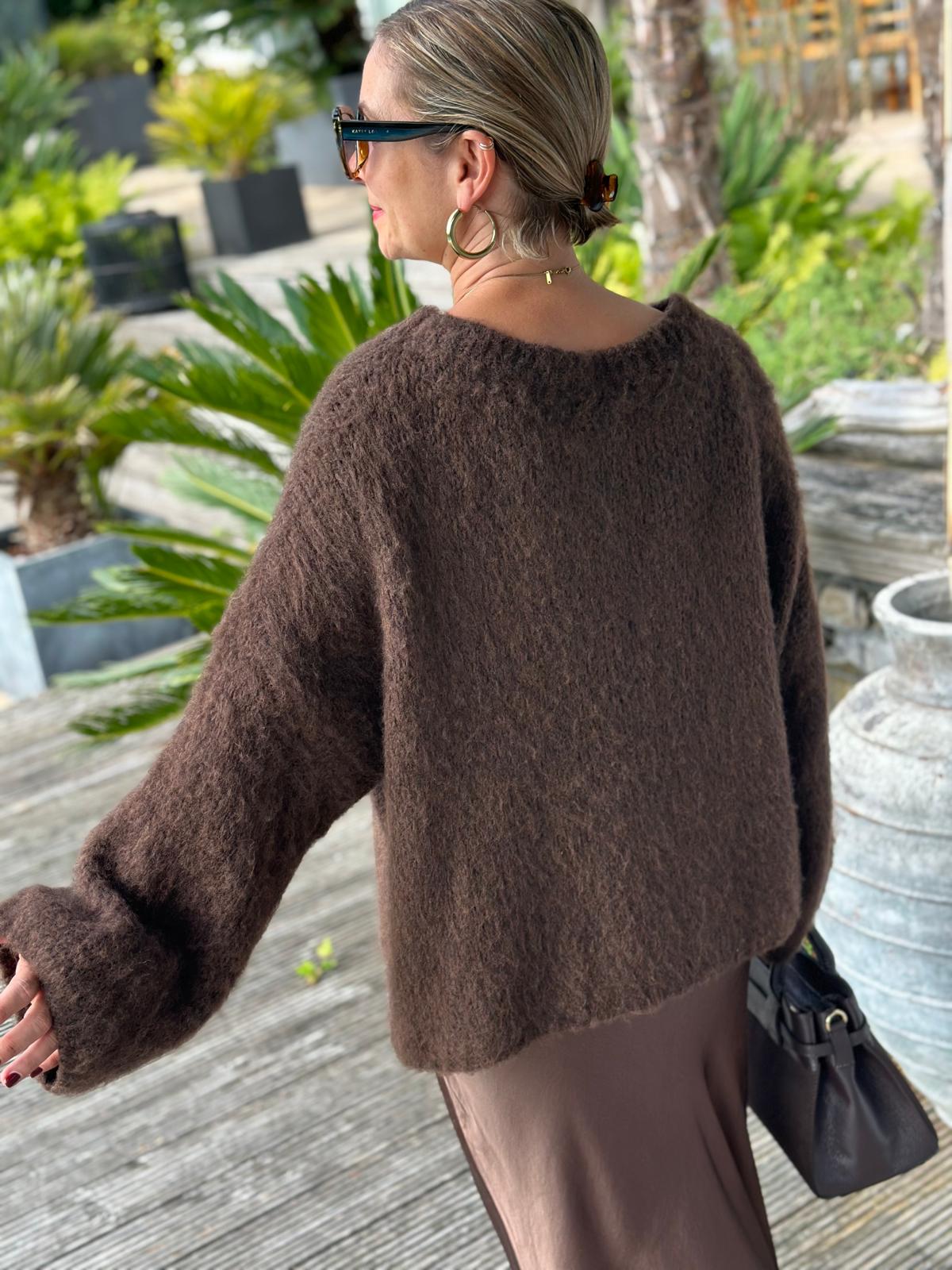 Weit geschnittener Onesize Pulli "SUPERFLAUSCH" in Chocolate