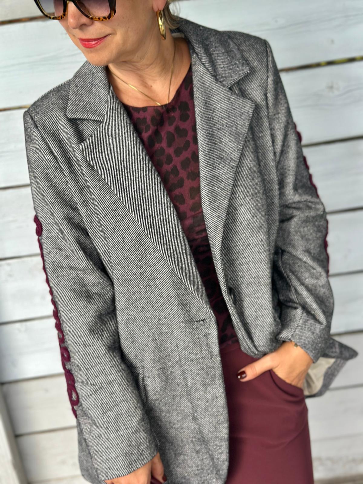 Stylische Onesize Blazer "COMME CI, COMME CA" in Steingrau