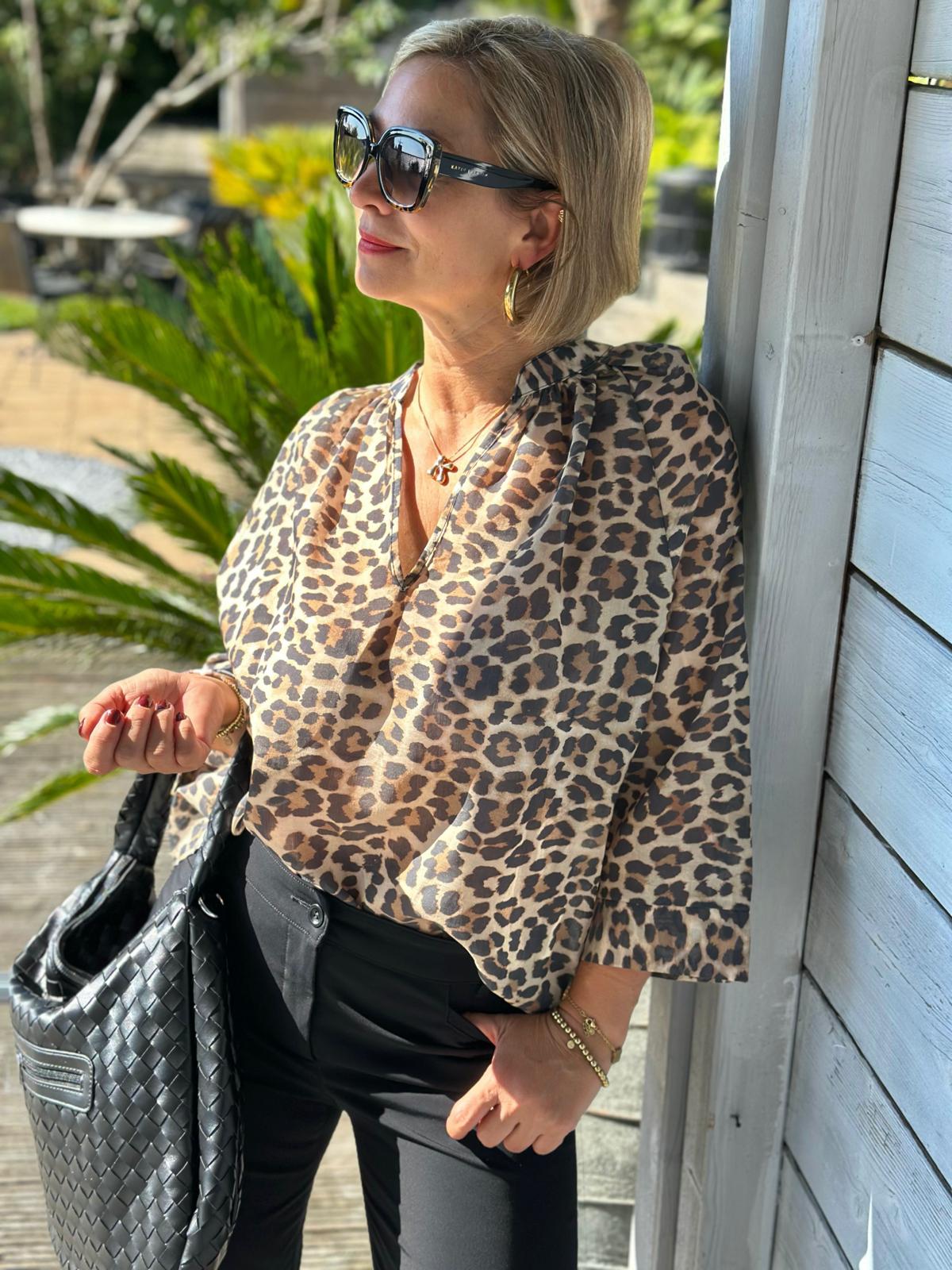 Stylische Onesize LEO LOVE Bluse