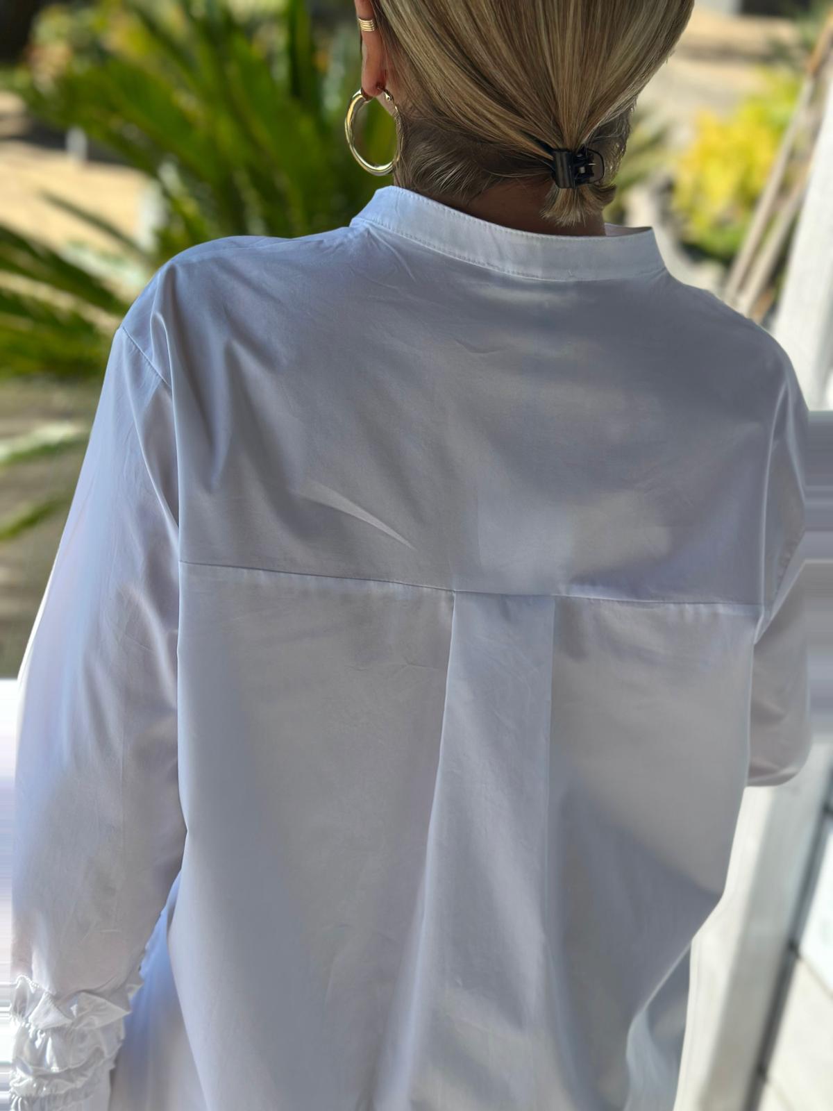 Weiße Highlight Bluse mit kleinem Kragen