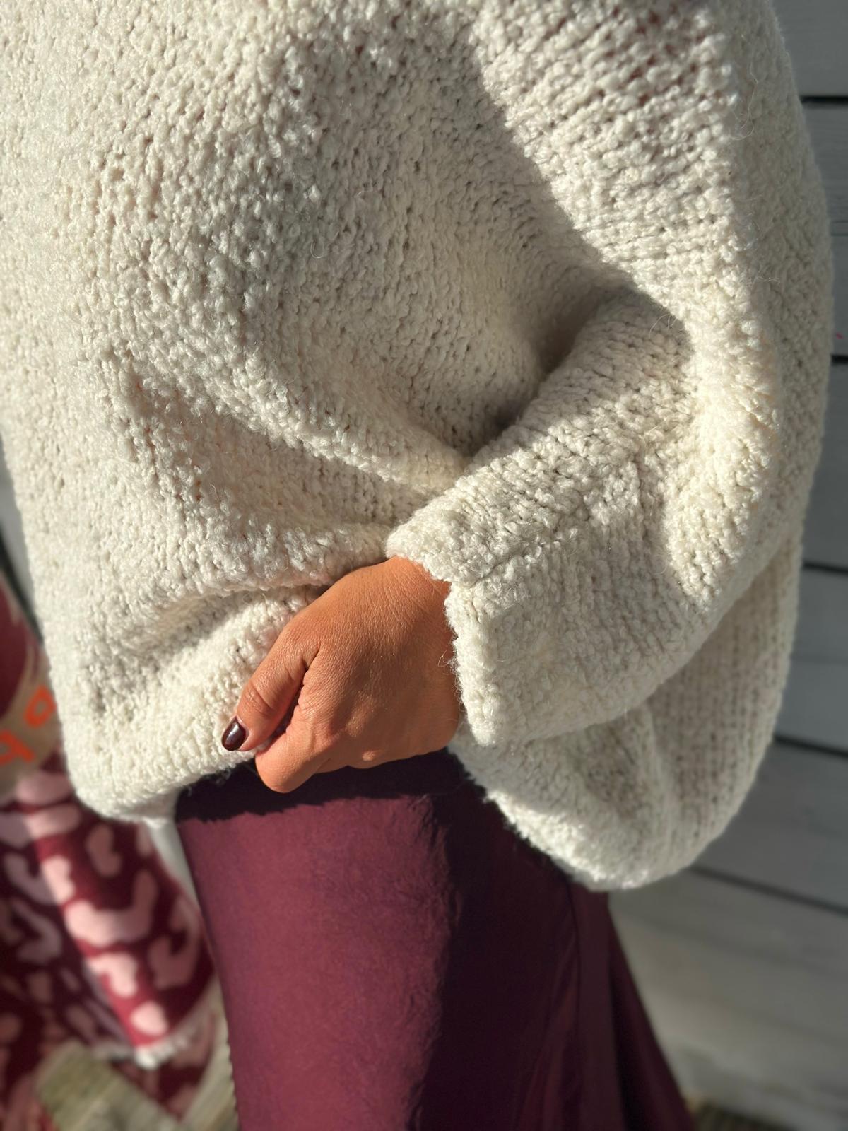 Süßer Onesize Grobstrick Pullover in Wollweiss