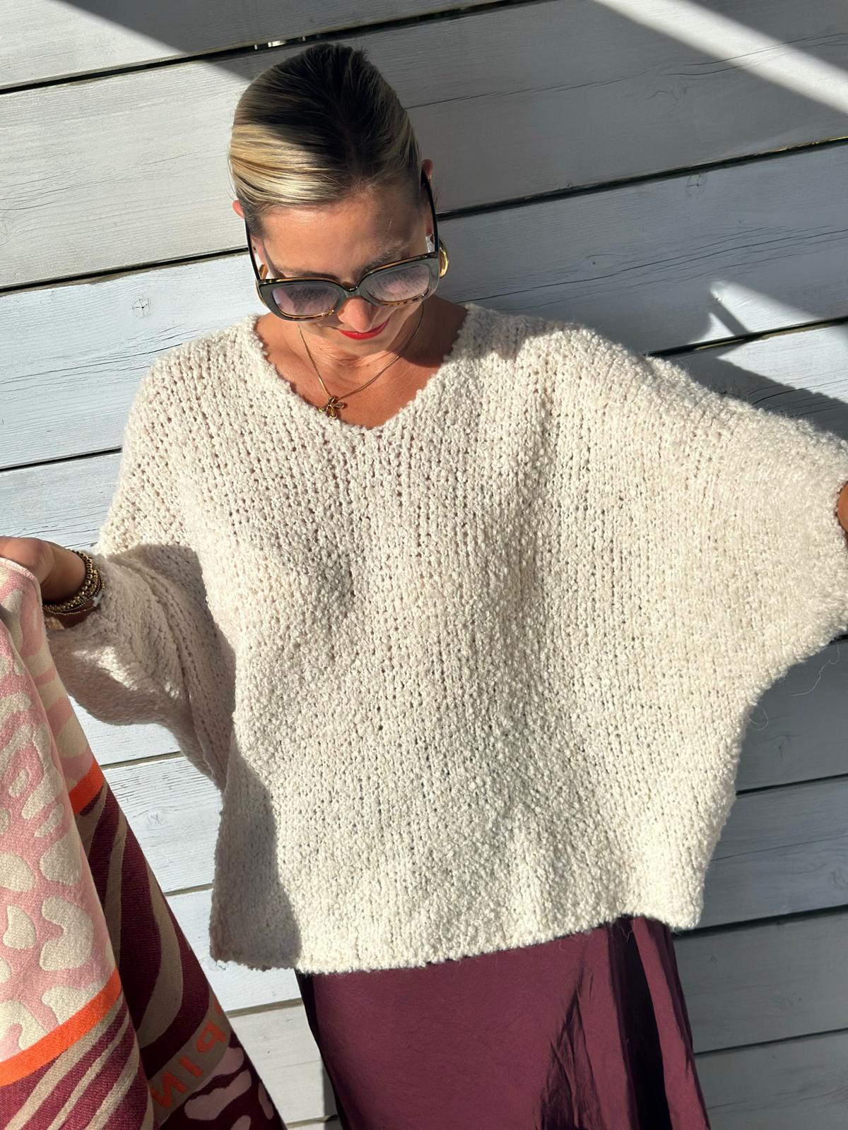 Süßer Onesize Grobstrick Pullover in Wollweiss
