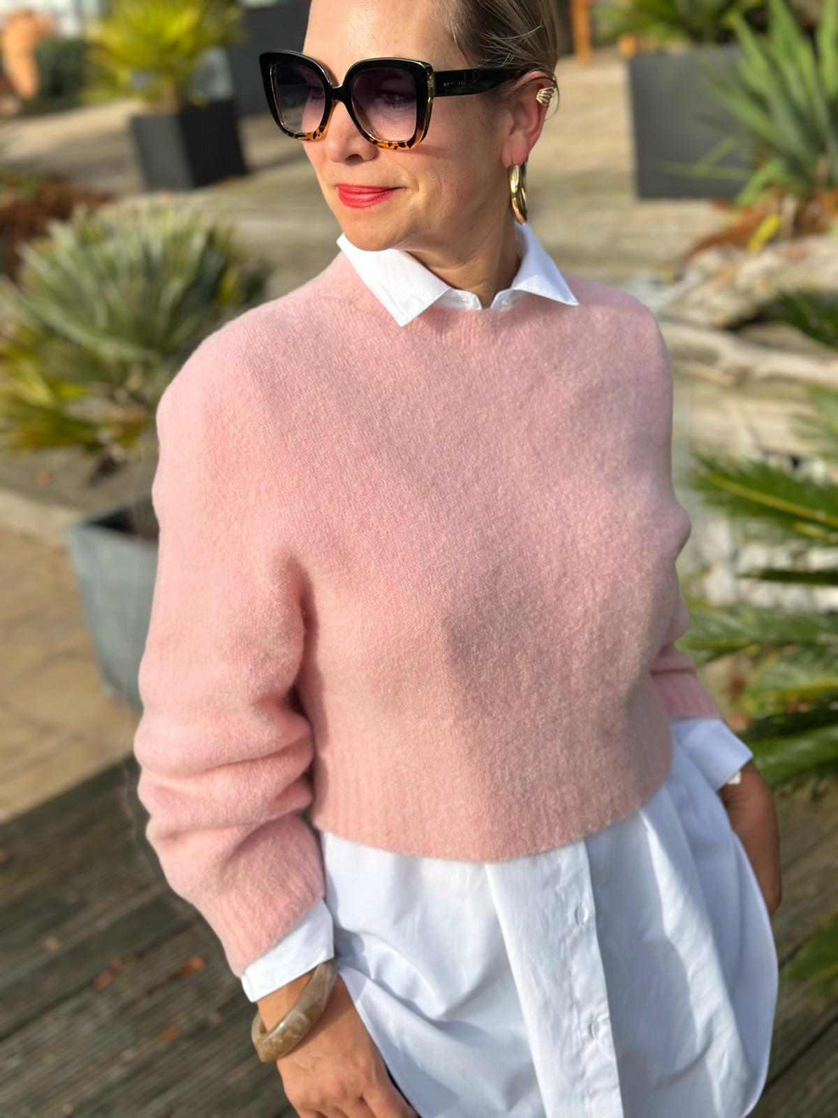 Cropped geschnittener Kuschelpullover "ELLA" in Rosa