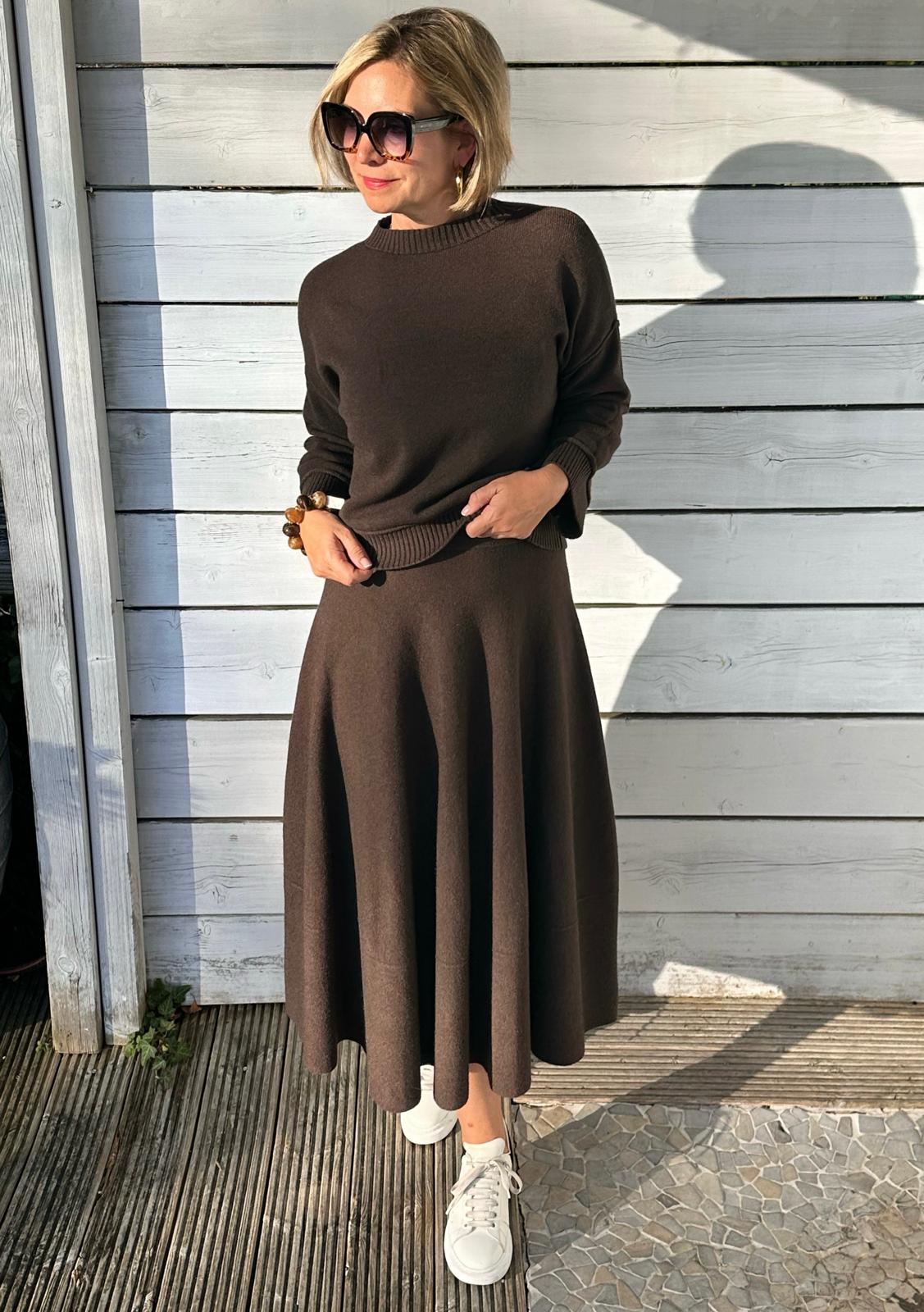 Süßer Onesize Strick-Rock in Chocolate