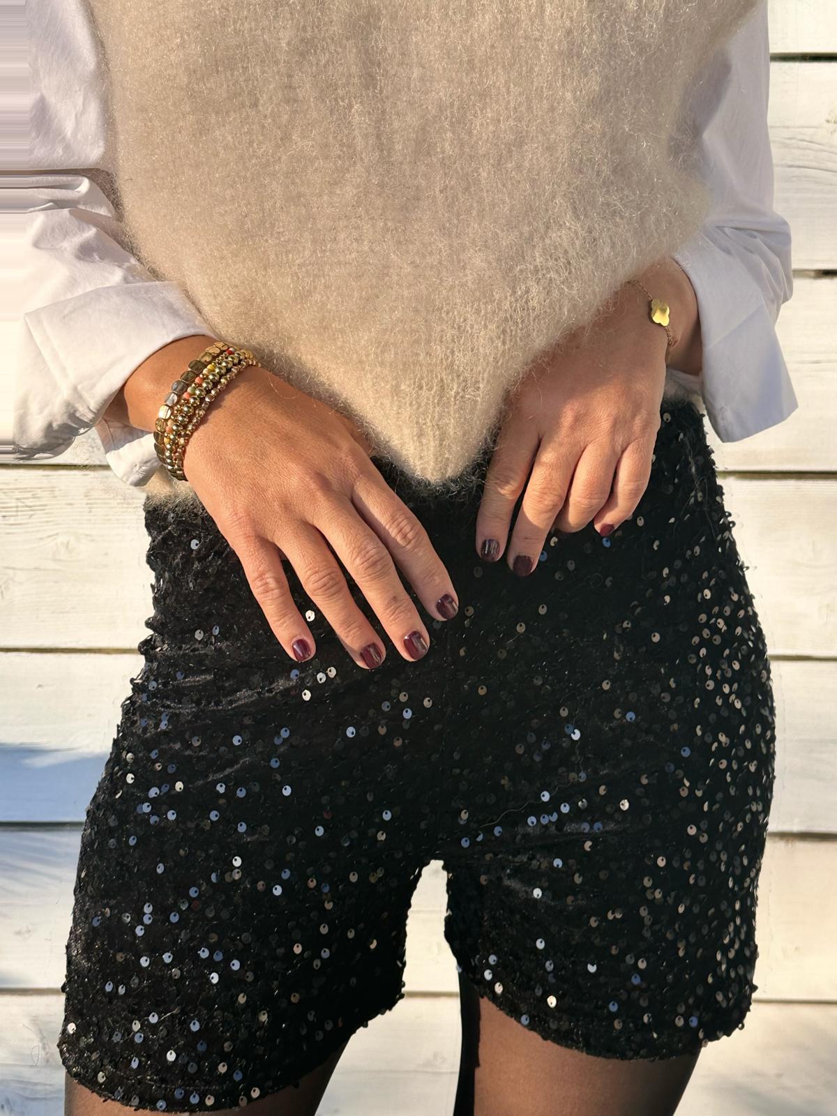 Zuckersüße Pailletten Shorts in FLASHY BLACK