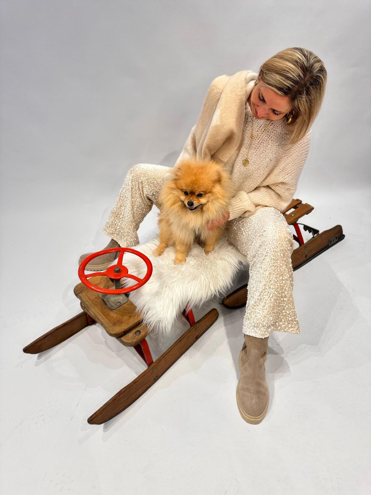 Stylische GLOSSY Paillettenhose in Cremé